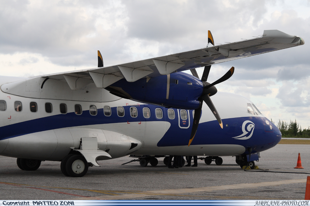 Photo Aerogaviota ATR ATR-42-500