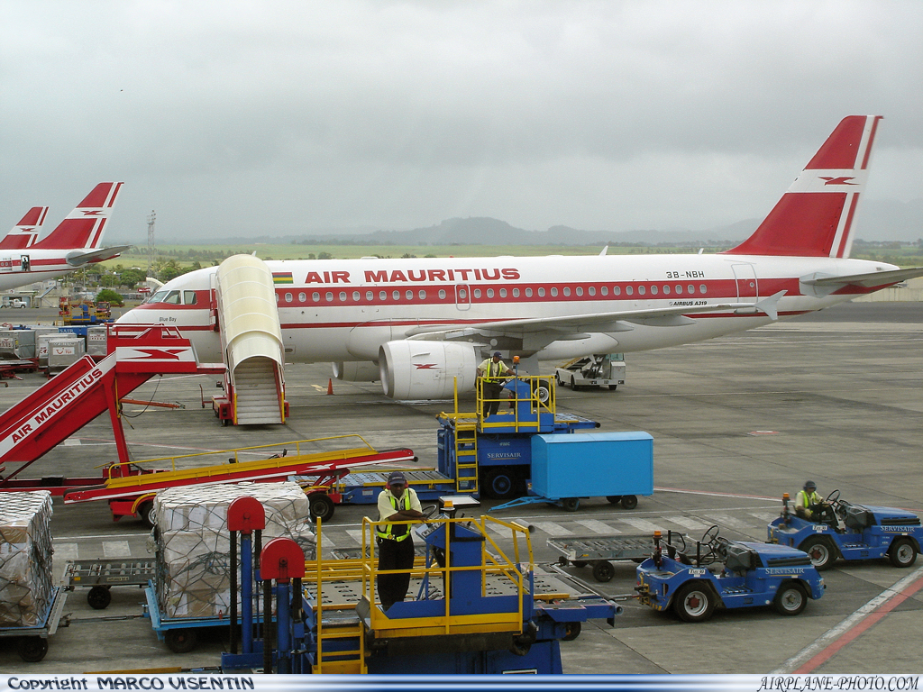 Photo Air Mauritius Airbus A319-112