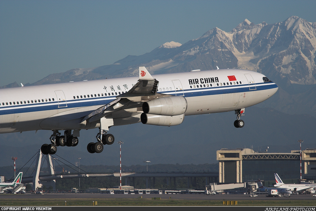 Photo Air China Airbus A340-313X