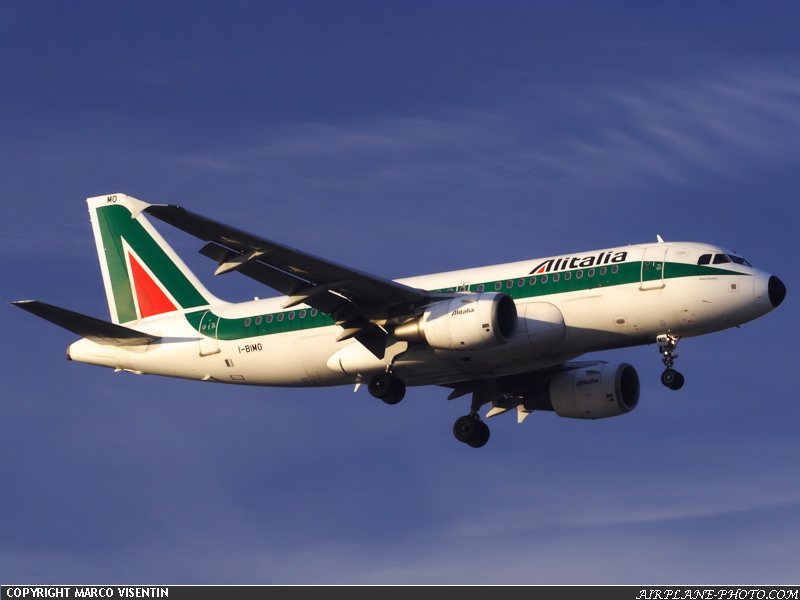 Photo Alitalia Airbus A319-112