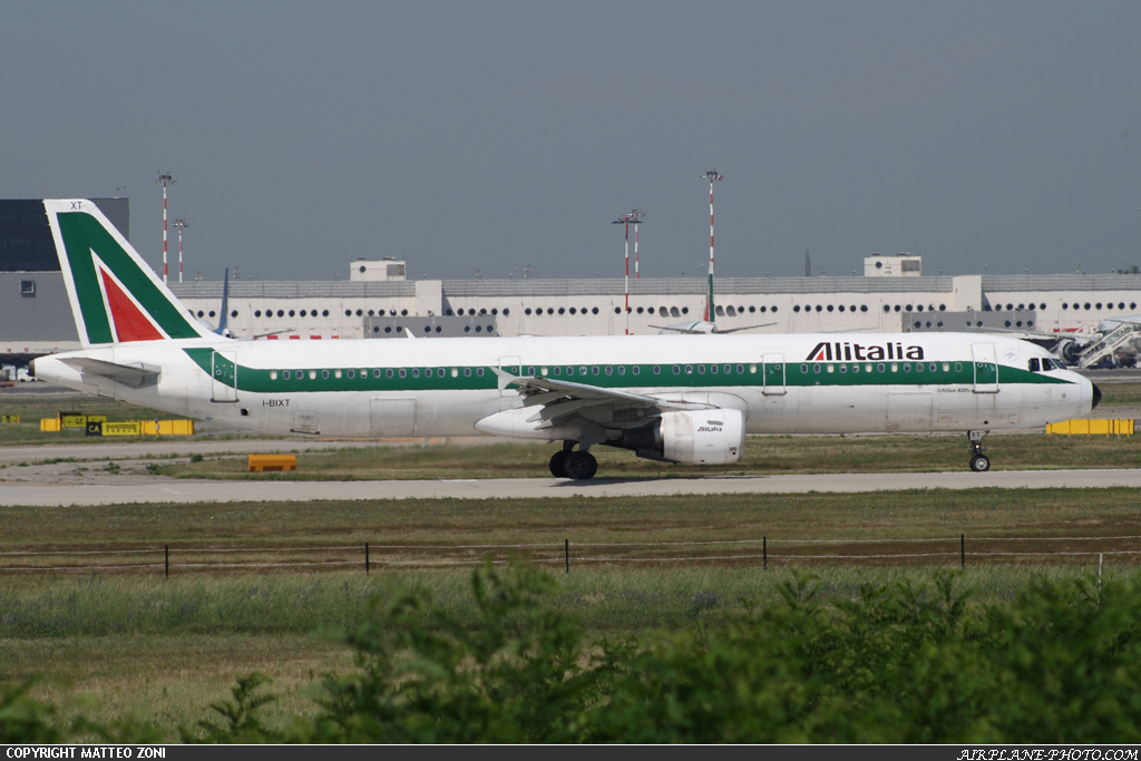 Photo Alitalia Airbus A321-112