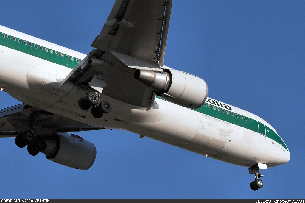 Photo Alitalia Boeing 767-33A/ER