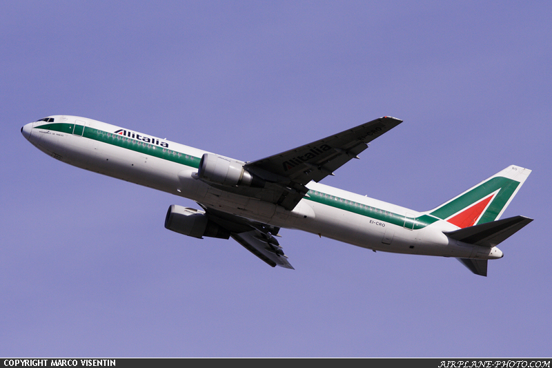 Photo Alitalia Boeing 737-3Q8