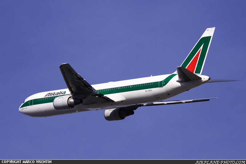 Photo Alitalia Boeing 737-3Q8