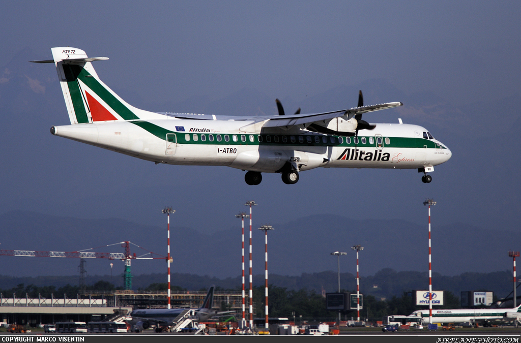 Photo Alitalia Express ATR ATR-72-212