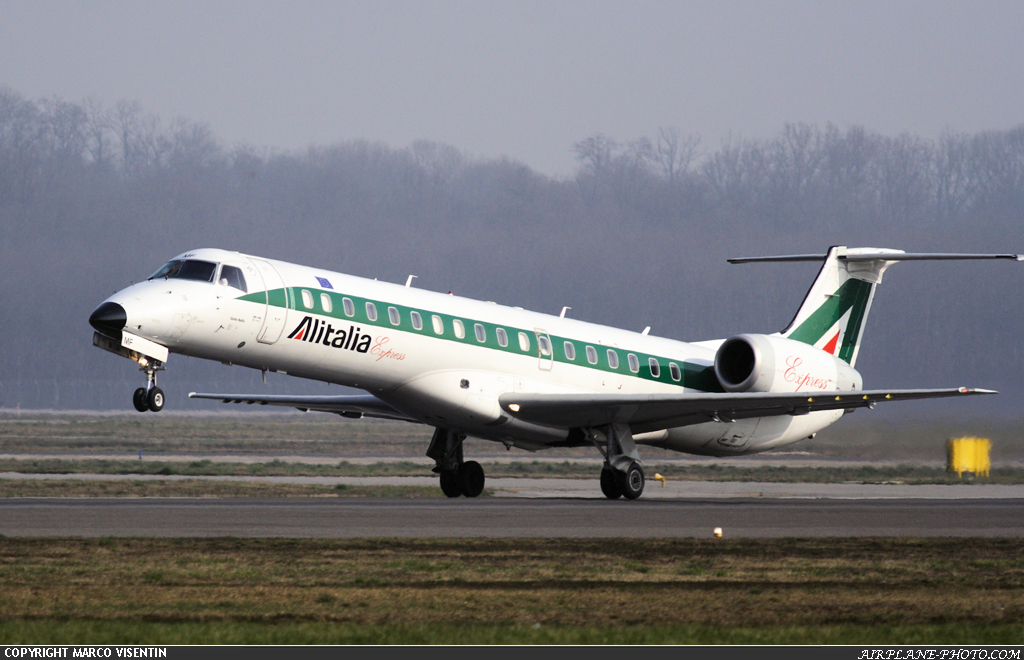 Photo Alitalia Express Embraer EMB-145LR