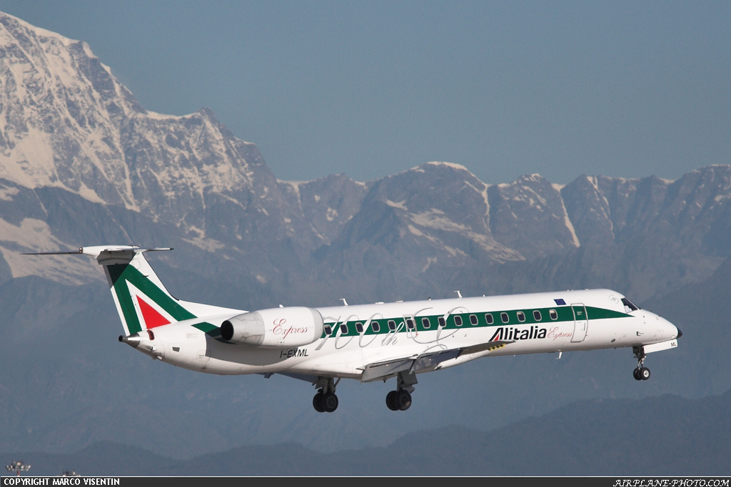 Photo Alitalia Express Embraer EMB-145LR