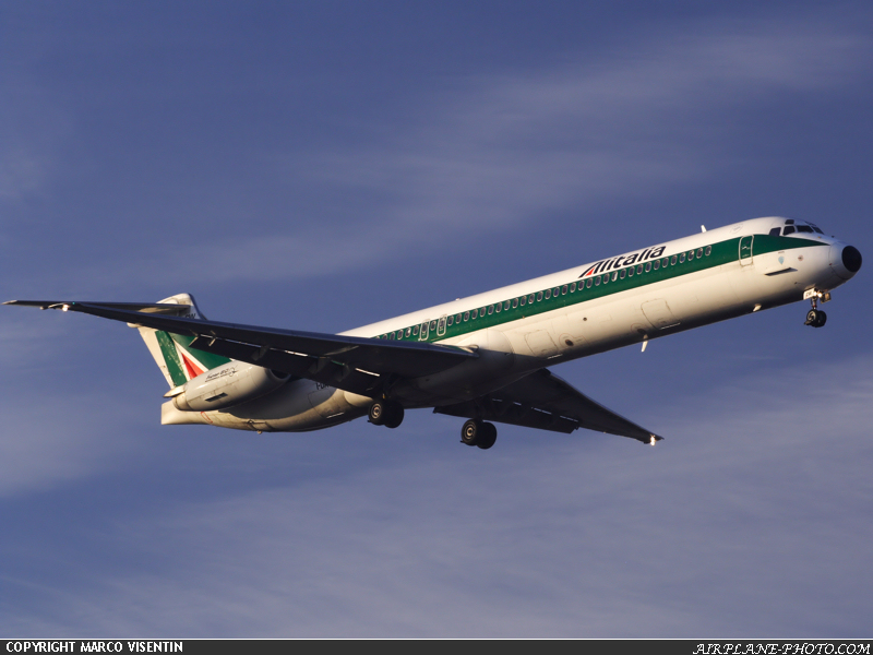 Photo Alitalia McDonnell Douglas MD-82 (DC-9-82)