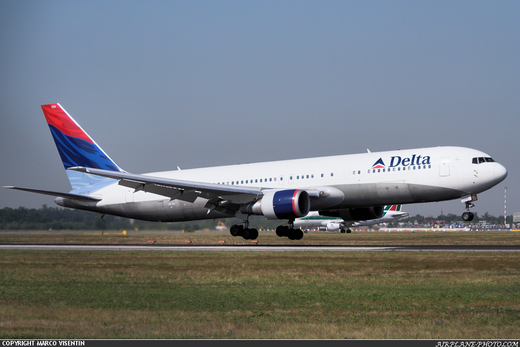 Photo Delta Air Lines Boeing 767-332/ER