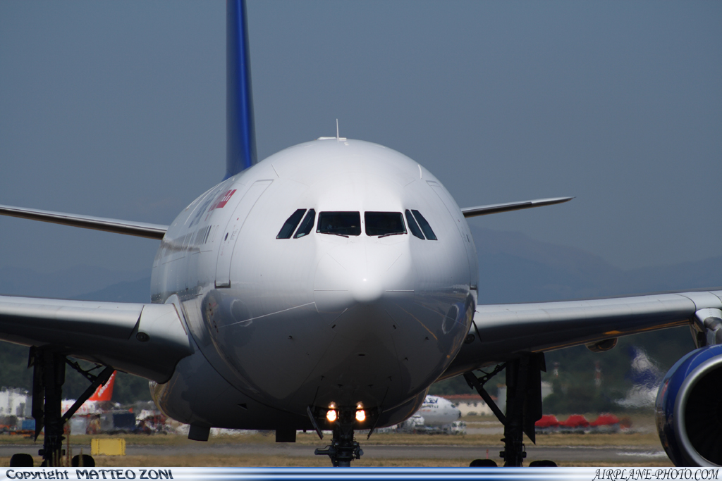 Photo Egypt Air Airbus A330-243