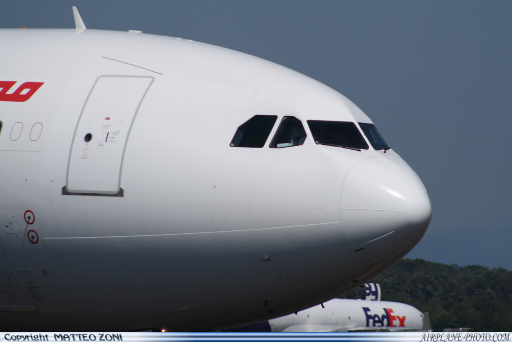 Photo Egypt Air Airbus A330-243