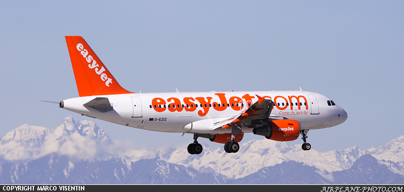 Photo EasyJet Airline Airbus A319-111