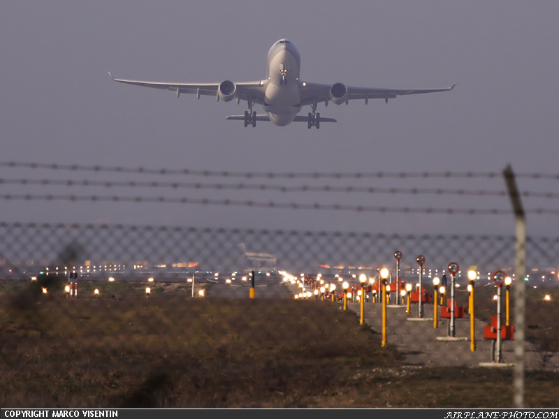 Photo Eurofly Airbus A330-223