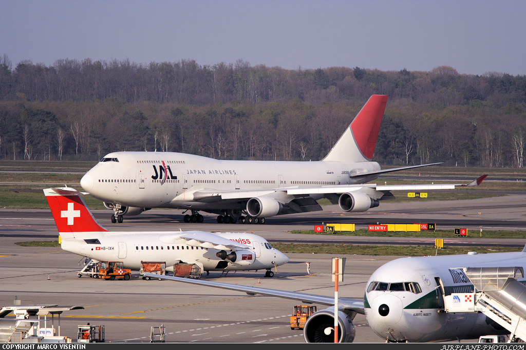 Photo Japan Airlines - JAL Boeing 747-446