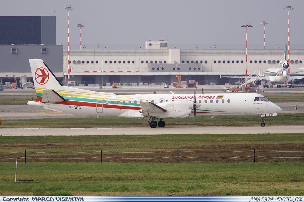 Photo Lithuanian Airlines Saab 2000