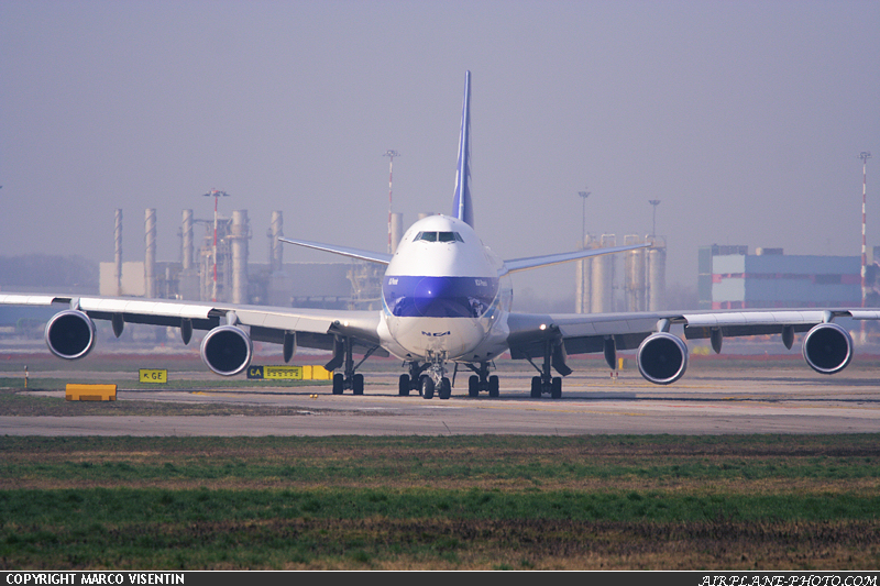 Photo Nippon Cargo Airlines - NCA Boeing 747-400 F