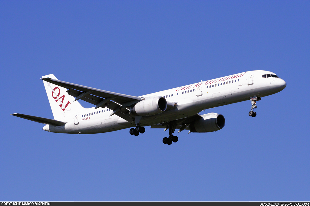 Photo Omni Air International Boeing 757-2Q8