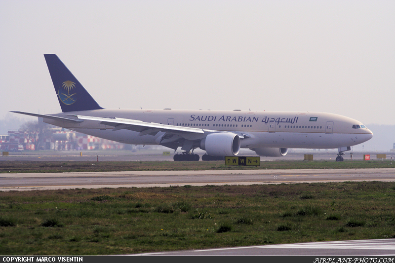 Photo Saudi Arabian Airlines Boeing 777-268/ER