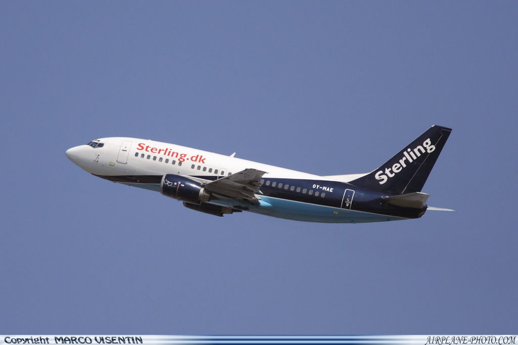 Photo Sterling Airlines Boeing 737-5L9