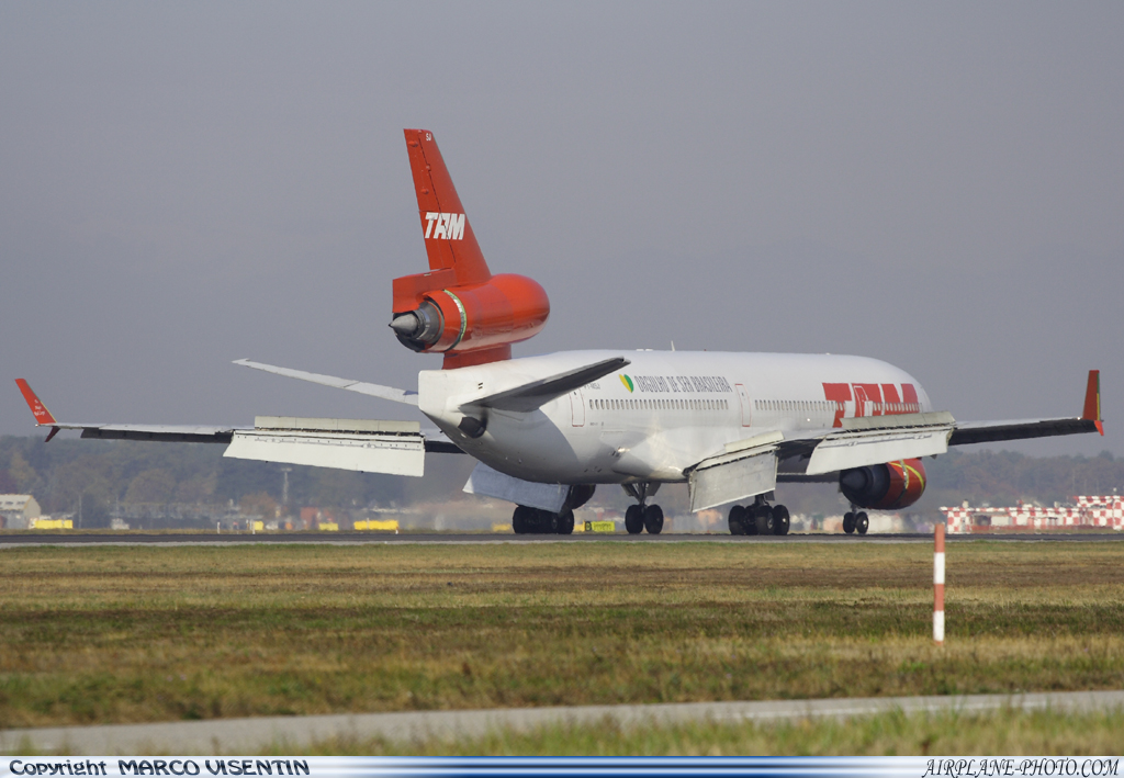 Photo TAM McDonnell Douglas MD-11