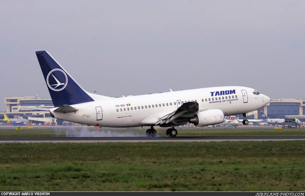 Photo Tarom Boeing 737-78J