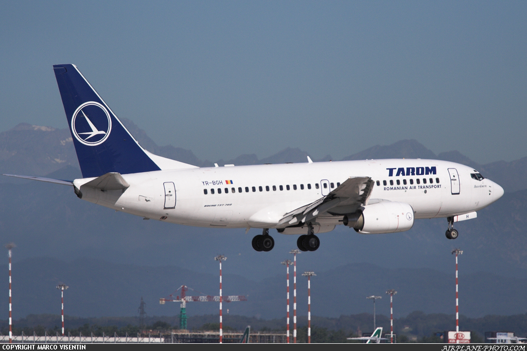 Photo Tarom Boeing 737-78J